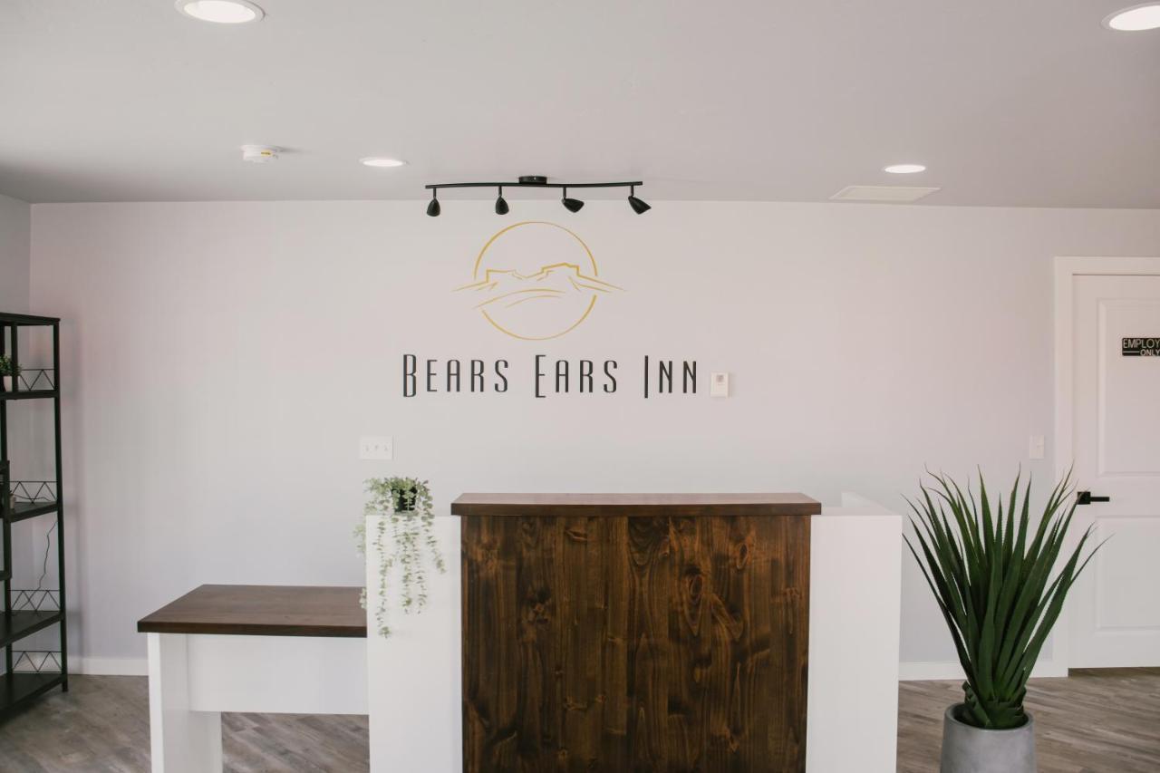 Bears Ears Inn แบลนดิง ภายนอก รูปภาพ